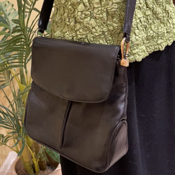 NWOT Invisible Elastic Waist Black Skirt Size 12 - Picture 11 of 13